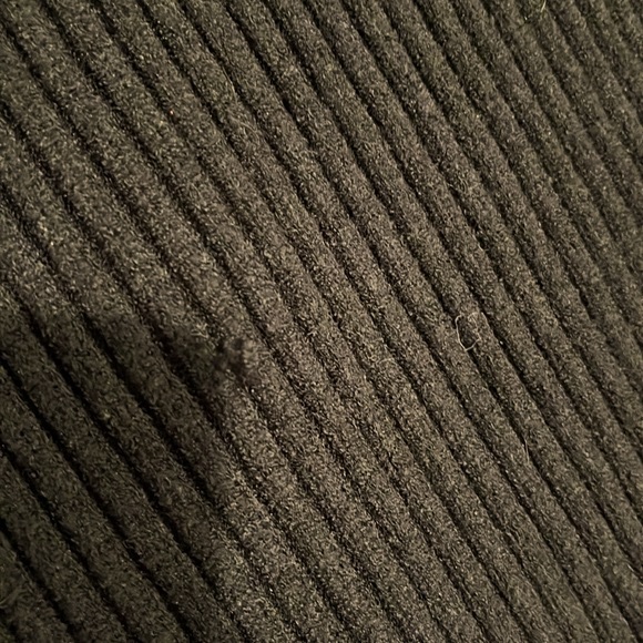 Free People- Three Button Crop Sweater- Ribbed Black - Picture 9 of 10